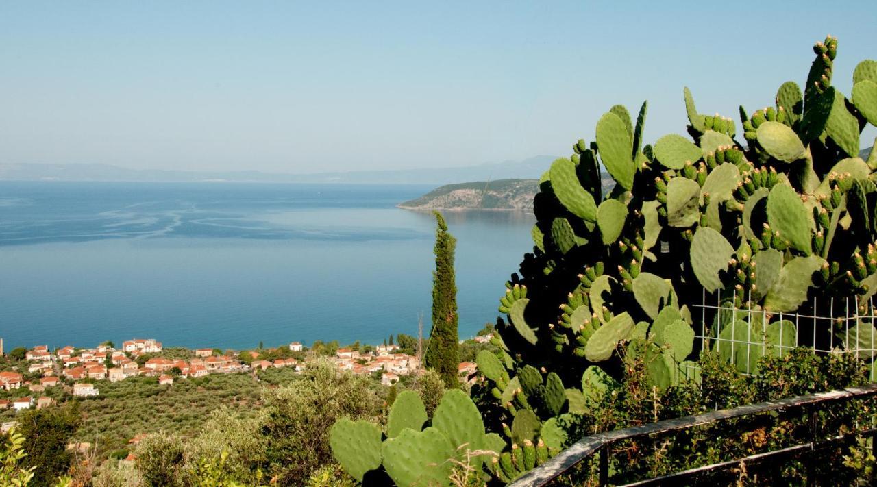 Pyrgos Fassea Kardamyli Exterior foto