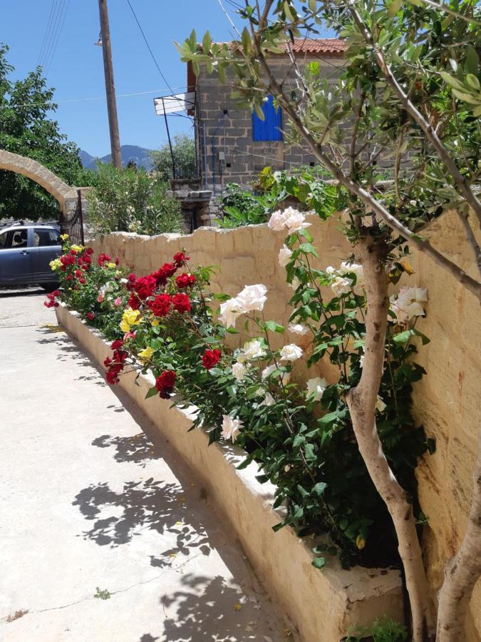 Pyrgos Fassea Kardamyli Exterior foto