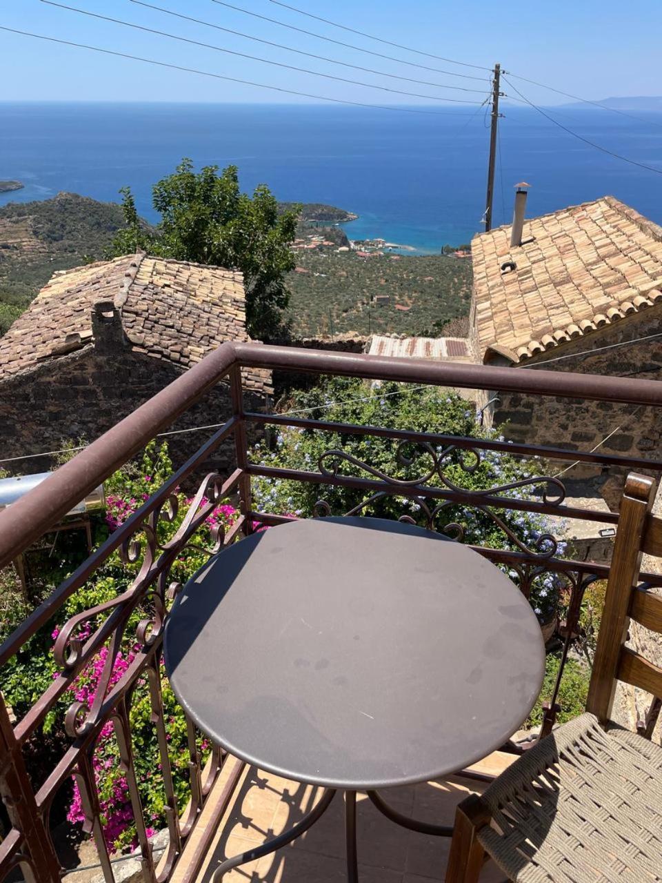 Pyrgos Fassea Kardamyli Exterior foto